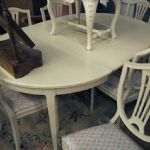 128 4318 DINING TABLE